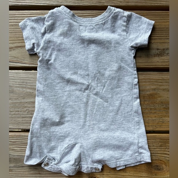 Infant baby 3-6M puma grey short sleeve shorts one piece - Picture 4 of 4